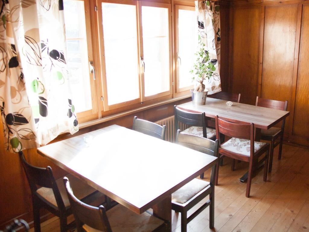 Nangijala Hostel Disentis Δωμάτιο φωτογραφία
